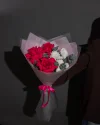 Букет цветов Малиновый эклер с хризантемой и розами