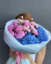 Букет с пионами и гортензиями Космос