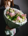 Букет цветов с пионами Июль