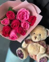 Подарочный набор 9 роз Кения 35 см в пленке  + мишка 15см
