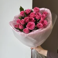 Букет из 3 кустовых малиновых роз Софи